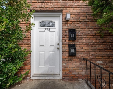 796 Inman Avenue - Photo Thumbnail 1