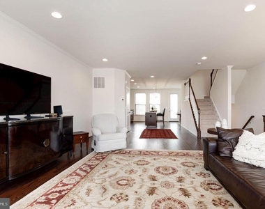 42482 Dogwood Glen Square - Photo Thumbnail 8
