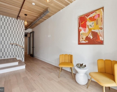 901 King Street - Photo Thumbnail 16