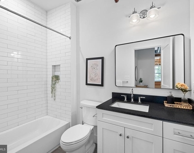 901 King Street - Photo Thumbnail 7