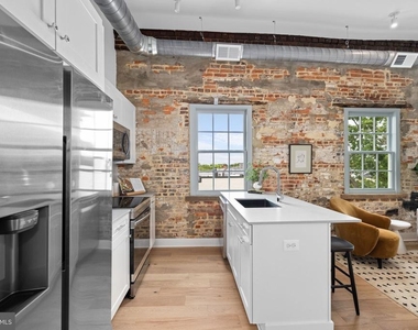 901 King Street - Photo Thumbnail 3