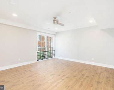 2304 N 9th Street - Photo Thumbnail 19