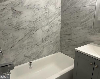 6329 Gardenia Street - Photo Thumbnail 7