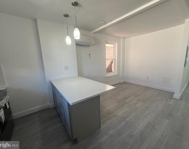 6021 Market Street - Photo Thumbnail 3