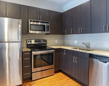 521 S Broad Street - Photo Thumbnail 2