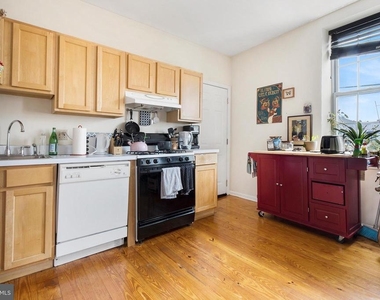 321 N Front Street - Photo Thumbnail 5