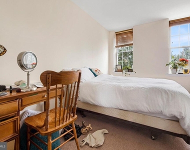 321 N Front Street - Photo Thumbnail 11