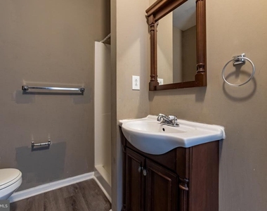 1706 N Willington Street - Photo Thumbnail 17