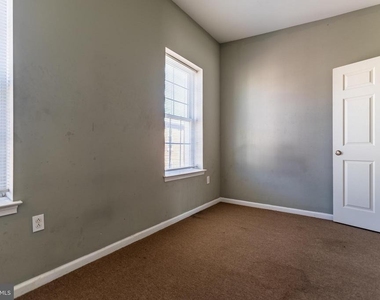 1706 N Willington Street - Photo Thumbnail 14