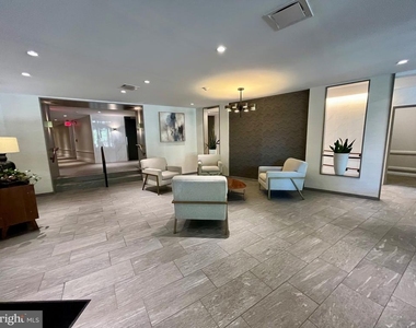 1637 Oakwood Drive - Photo Thumbnail 1