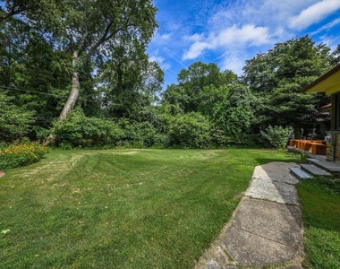 8104 Heacock Lane - Photo Thumbnail 22