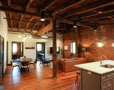 437 W Grant Street - Photo Thumbnail 14