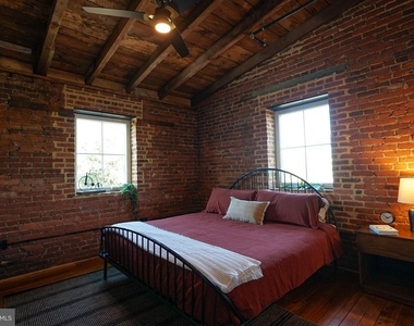 437 W Grant Street - Photo Thumbnail 13