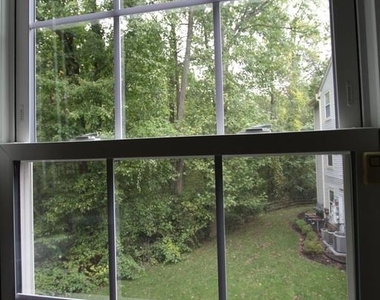 110 Biscayne Court - Photo Thumbnail 24
