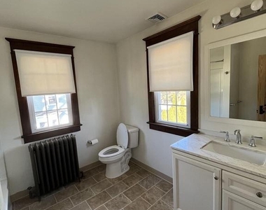36 Delsea Dr S - Photo Thumbnail 6