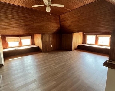 36 Delsea Dr S - Photo Thumbnail 4