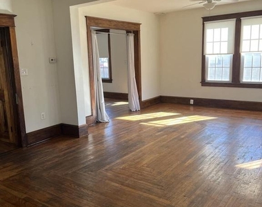36 Delsea Dr S - Photo Thumbnail 12