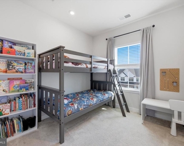 17 Sage Way - Photo Thumbnail 18