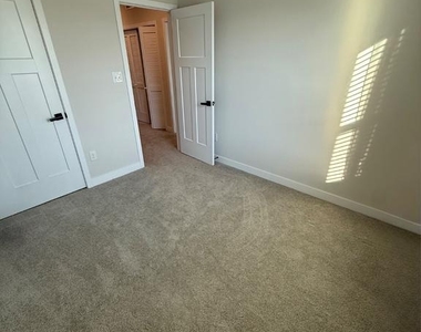 3 Cinnamon Lane - Photo Thumbnail 18