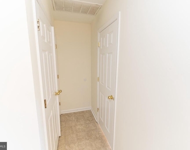 202 Carsons Court - Photo Thumbnail 13
