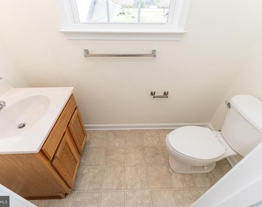 202 Carsons Court - Photo Thumbnail 14