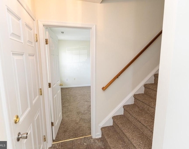 202 Carsons Court - Photo Thumbnail 16