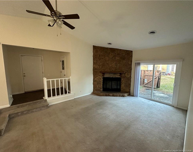 6903 Flying Cloud Lane - Photo Thumbnail 5