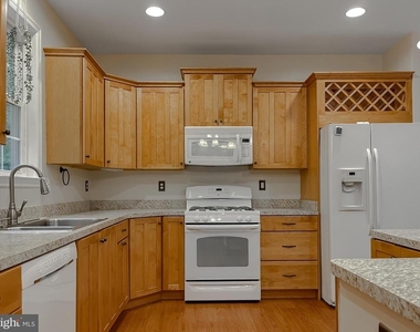 46230 Sylvan Court - Photo Thumbnail 15