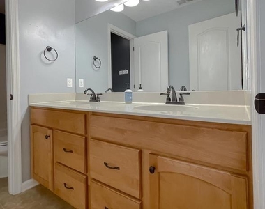 46230 Sylvan Court - Photo Thumbnail 24