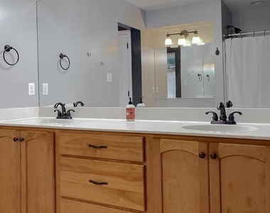 46230 Sylvan Court - Photo Thumbnail 36