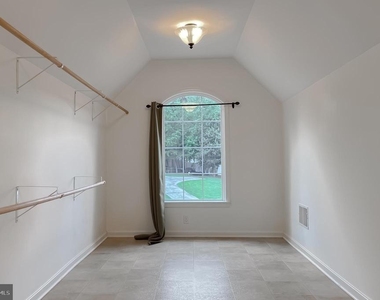 46230 Sylvan Court - Photo Thumbnail 38