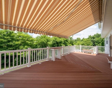 1401 Windjammer Court - Photo Thumbnail 30