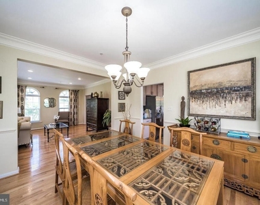 1401 Windjammer Court - Photo Thumbnail 15