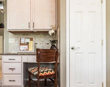 1401 Windjammer Court - Photo Thumbnail 23