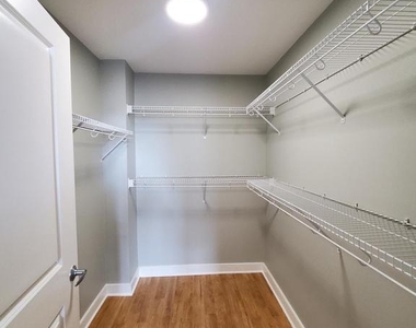 155 Potomac - Photo Thumbnail 25