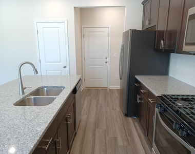 7131 Stratified Court - Photo Thumbnail 8