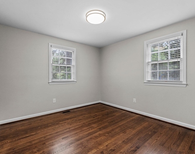 530 Banks Street - Photo Thumbnail 18
