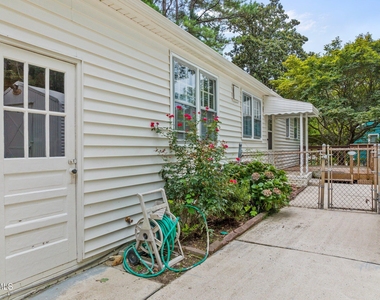 530 Banks Street - Photo Thumbnail 22