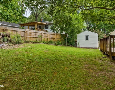 530 Banks Street - Photo Thumbnail 26