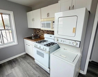 1001 Light Street - Photo Thumbnail 10