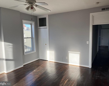1001 Light Street - Photo Thumbnail 3