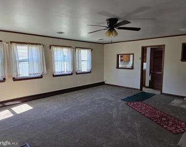 522 Carol Street - Photo Thumbnail 17