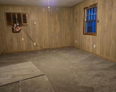 522 Carol Street - Photo Thumbnail 10