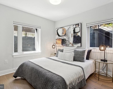 3018 12th Street Ne - Photo Thumbnail 5