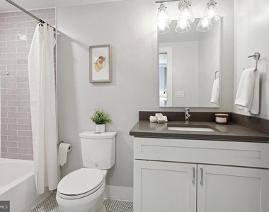 3018 12th Street Ne - Photo Thumbnail 7