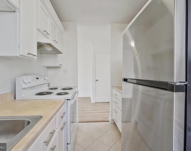 1244 Savannah Place Se - Photo Thumbnail 16