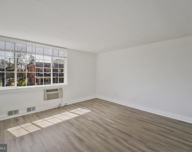 1244 Savannah Place Se - Photo Thumbnail 4