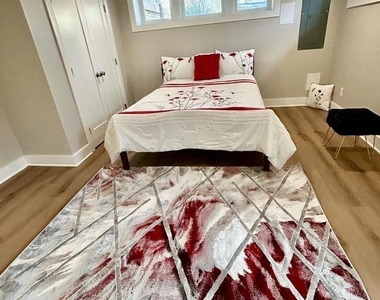 1516 Hamilton Street Nw - Photo Thumbnail 6