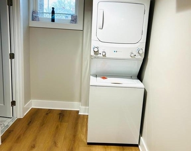 1516 Hamilton Street Nw - Photo Thumbnail 12