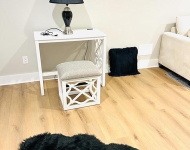 1516 Hamilton Street Nw - Photo Thumbnail 4